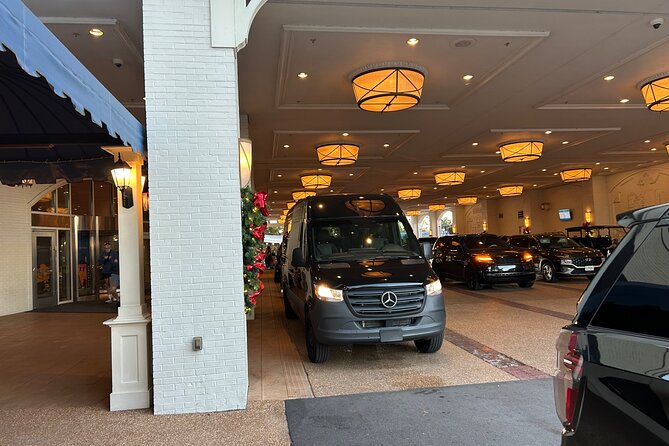 Nashville Limo Service and Airport Transportation Arrival - Vehicle Types and Comfort