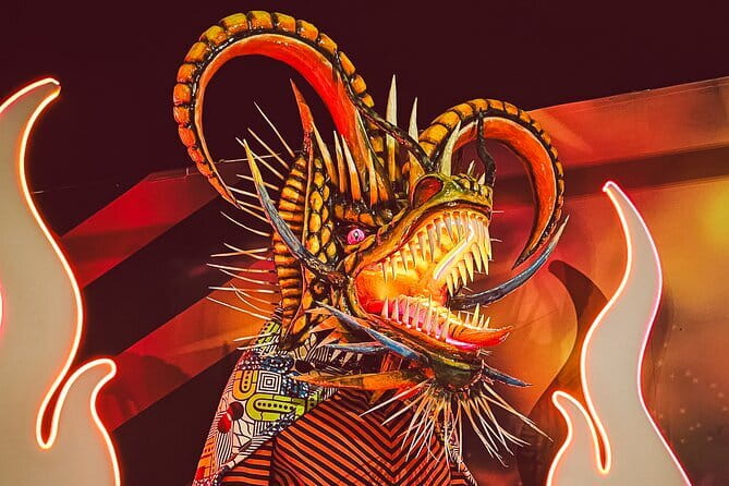 Night Out Experience (360 Panoramic Views + Folklore Show) - Unique Aspects Based on Reviews