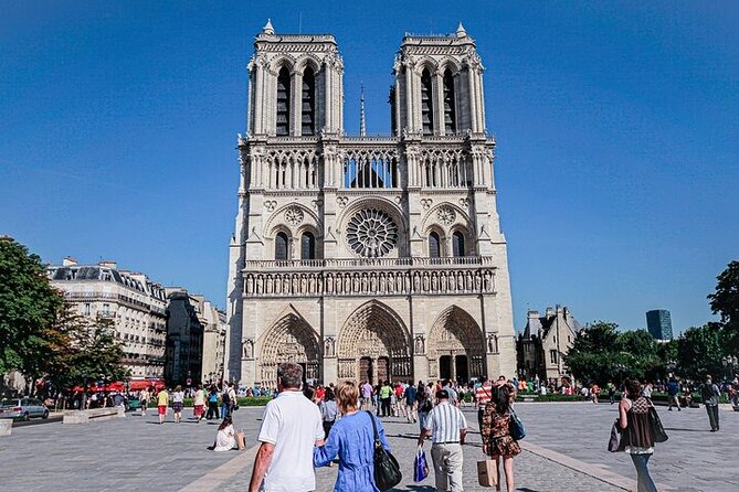 Notre Dame Surroundings with Entry Ticket to Archeological Crypt - What You Get and What You Don’t