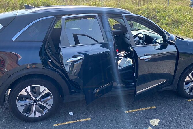 One Way Taxi Transfer from Heathrow Airport to Gatwick Airport - Who is this transfer ideal for?