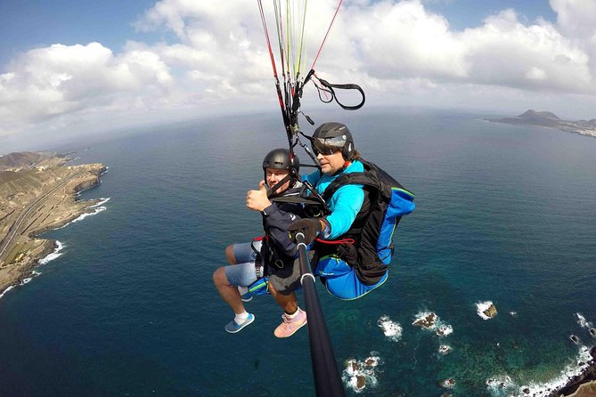 Paragliding Tandem Flight in Las Palmas de Gran Canaria - Safety and Professionalism