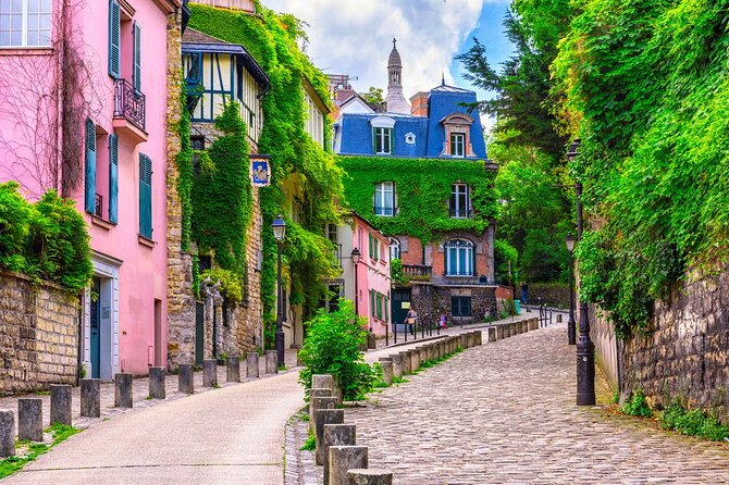 Paris Private Montmarte Tour : Sacre Coeur with Expert Guide - Authentic Experiences and Highlights from Past Travelers