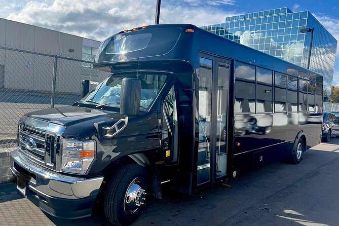 Pearson Airport to Niagara and Vice Versa 24 Passengers Minibus - Practical Details & Value Analysis