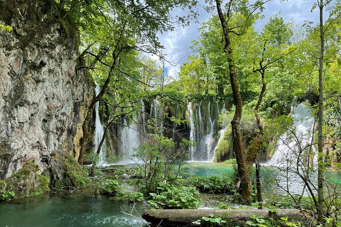 Plitvice Lakes & Rastoke Day Trip from Zagreb with Entry Ticket - Plitvice Lakes National Park: Croatia’s Crown Jewel