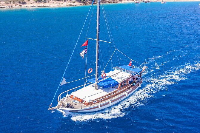 Private 6-Hour Boat Tour with Lunch in Bodrum Bays - Detailed Breakdown of the Itinerary