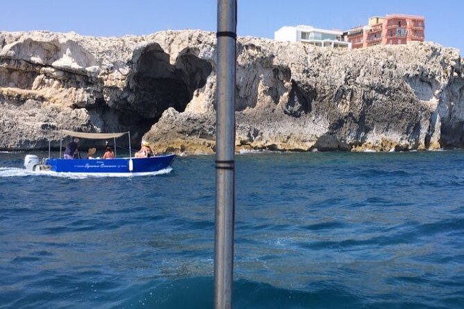 Private boat tour 1h Ortigia and caves with tales - FAQ
