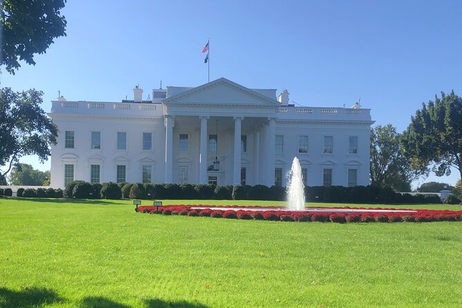 Private DC Guided Bus Tour with Step Off Guide - The Experience From a Traveler’s Perspective  