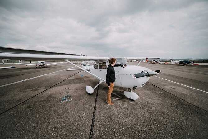 Private Sightseeing Flight above Münster - Who Will Love This?