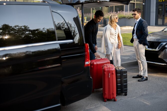 Private Taxi Transfer from Heathrow Airport to London - Final Thoughts: Is It Worth It?