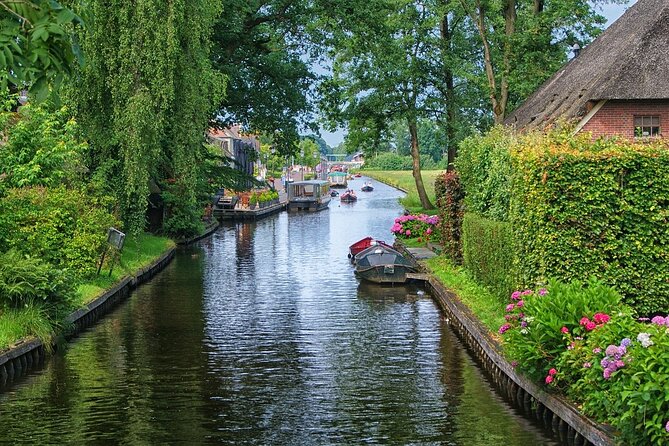 Private transfer from Giethoorn to Amsterdam - Why Choose This Private Transfer?