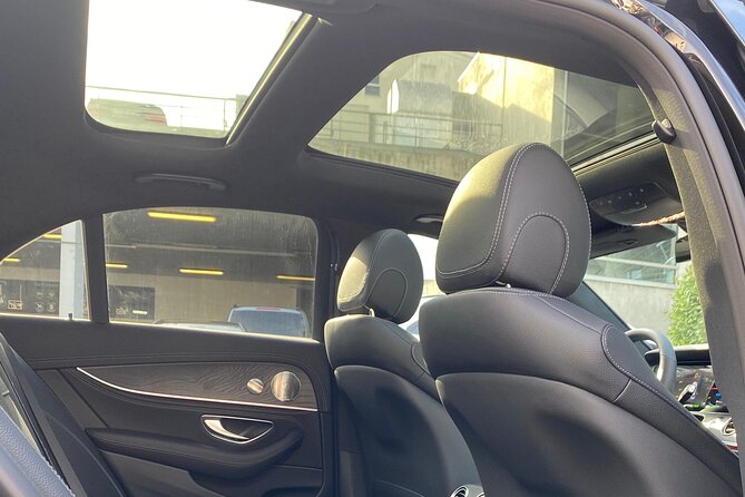 Private Transfer Paris from and to Airport (CDG, Orly, Beauvais) - How the Booking and Service Work