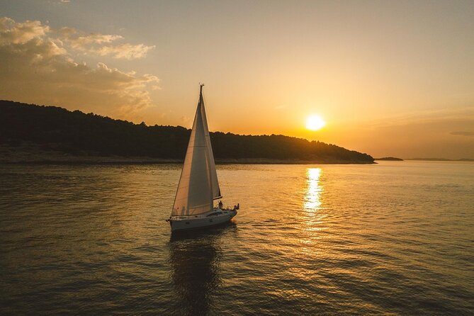 Romantic Sunset on Amazing Mowgli - The Boat and Facilities