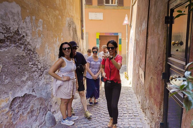 Rome: Trastevere with Underground Crypt & Jewish Ghetto tour - Detailed Breakdown of the Itinerary