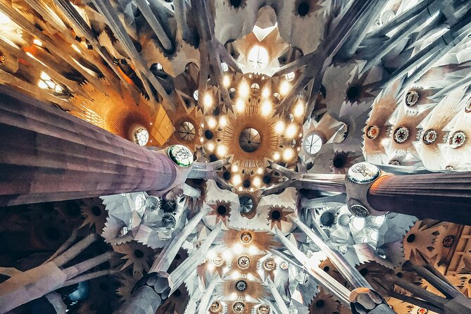 Sagrada Familia Guided Tour & Skip the Line Ticket in Barcelona - What to Expect on the Tour