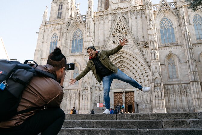 Shine in the Streets of Barcelona with Professional Photographer - Who Will Love This Tour?