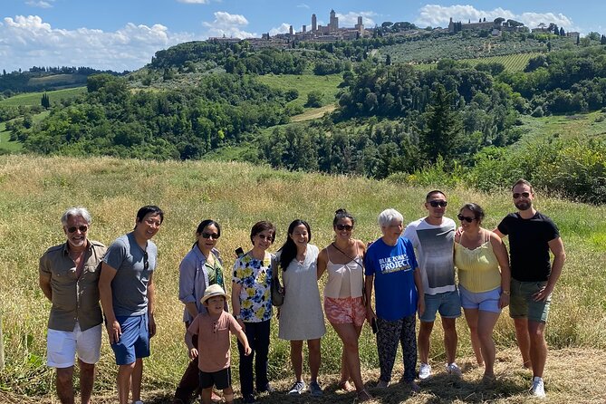 Siena and San Gimignano Tour by van from Lucca or Pisa - Stop 2: San Gimignano – 1 Hour