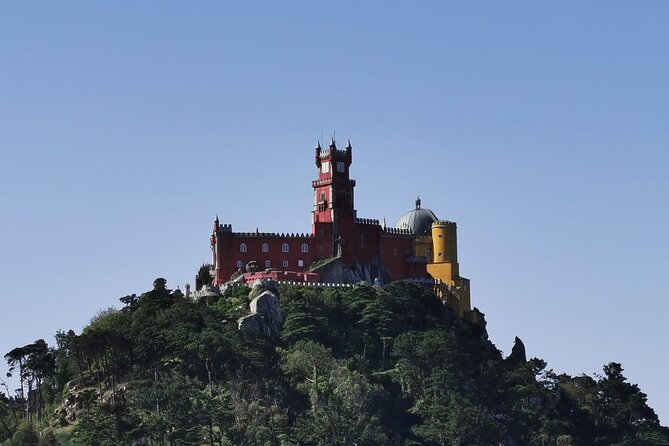 Sintra with 4 Palace Guided Tour, Private Full Day - Who Should Consider This Tour?