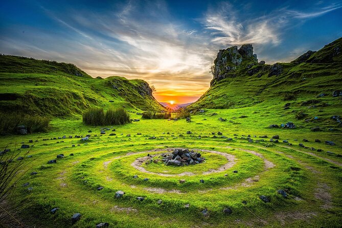 Skye Fairy Pools/ Fairy Glen/ Quiraing/ Kilt rock / Old Man Storr - Transportation and Group Size