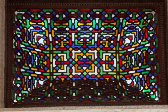 Small group visit to the Alhambra with tickets included - What Travelers Should Keep in Mind