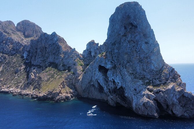 Speedboat tour to Es Vedra & Atlantis Ibiza - The Sum Up