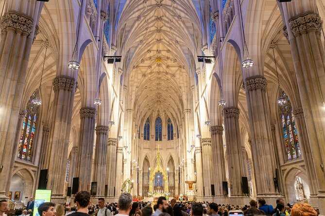 St Patricks Cathedral Tour and 30 NYC Top Sights Walking Tour - What This Tour Means for Travelers
