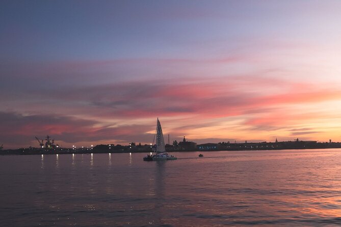 Sunset Cruise San Diego - FAQs