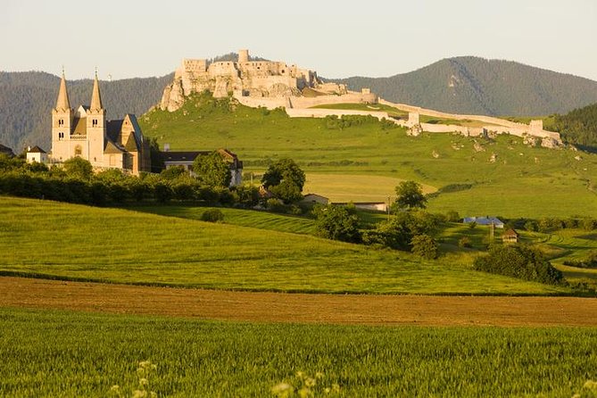 The best of Slovakia in two days - Day 1: From Castle to Mountain Lakes