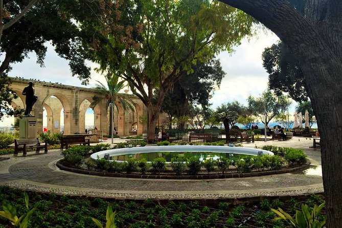 The Original Valletta Walking Tour - What the Reviews Say About Guides and Experience