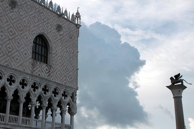The sacred meets the prophane (free tour to Murano included) - PRIVATE - Who Should Consider This Tour?