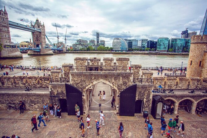 Tower of London with Audio Guide Tour - The Practicalities and Value for Money