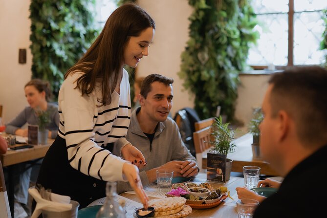 Traditional Jewish Ashkenazi Food Tour in Krakow - A Detailed Look at the Tour Experience