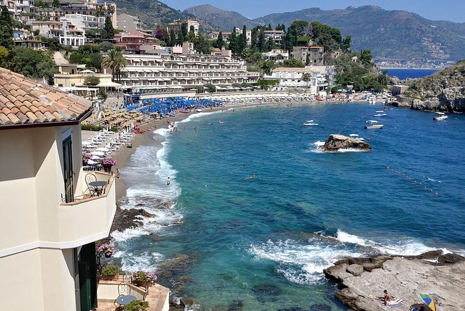 Transfer from CATANIA airport or city to TAORMINA (or vice versa) - The Route and What to Expect