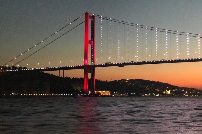 Turkish Night on the Bosphorus - Entertainment & Extras: What to Expect