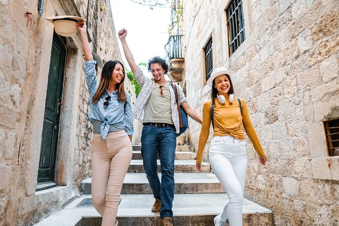 Vallettas Historic Charm: A Guided Walking Tour - The Experience of a Private Guided Tour