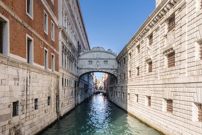 Venice Walking Tour with Gondola Ride Experience - Practical Details and Tips for Participants