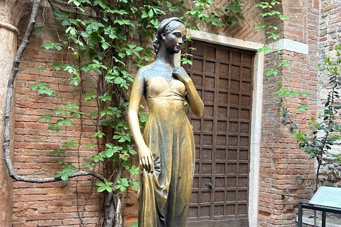 Verona: Juliets House Fast-Track Entry Ticket & Audio Guide - Frequently Asked Questions