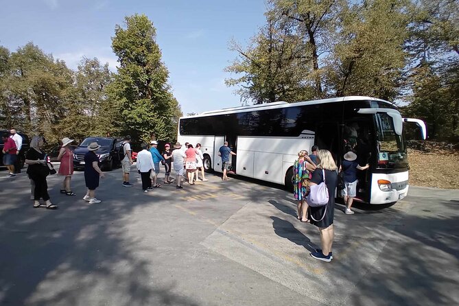 Vlora Airport Transfers - Via Transfer Albania - FAQs About Vlora Airport Transfers - Via Transfer Albania