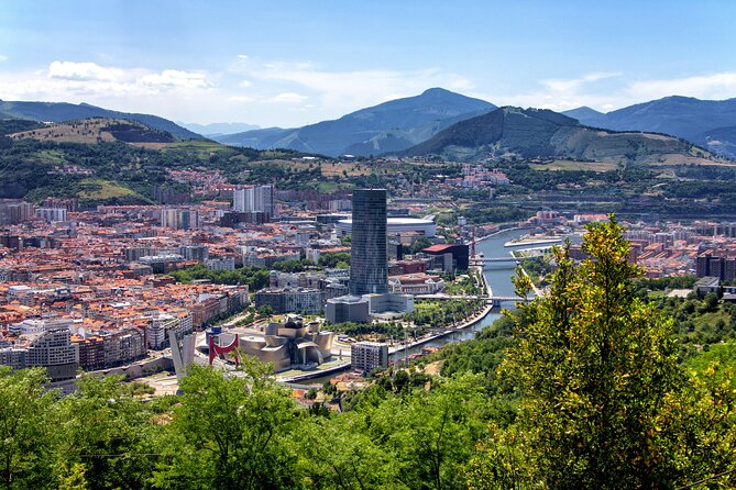 Year of Love in Bilbao: Self-Guided Romantic Puzzle Quest - Exploring Bilbao Through a Self-Guided Love Puzzle
