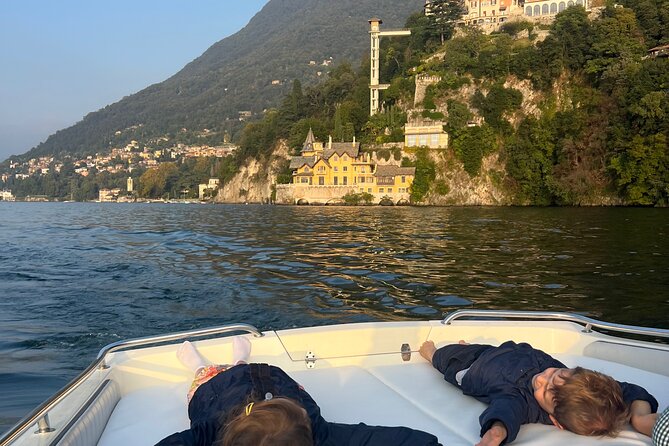 1 hour on a private boat on Lake Como with captain - Practical Details: Price, Duration, and Experience