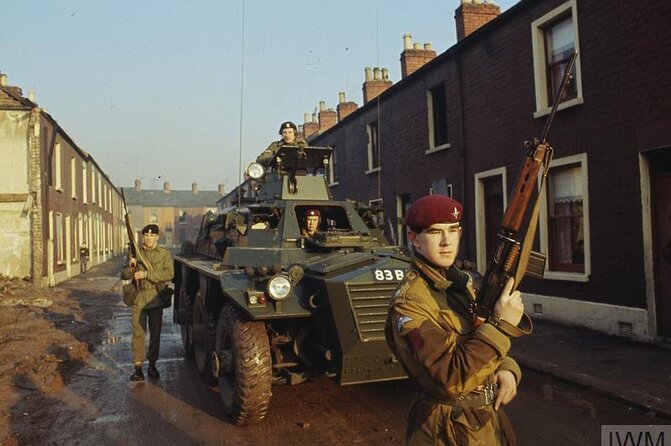 2 Hour Terror and Mural History Belfast taxi Private Tour - The Sum Up: Who is This Belfast Tour For?