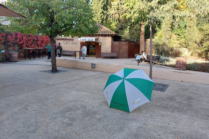 Alhambra Guided Tour, Nasrid Palaces and Generalife - FAQ About the Alhambra Guided Tour