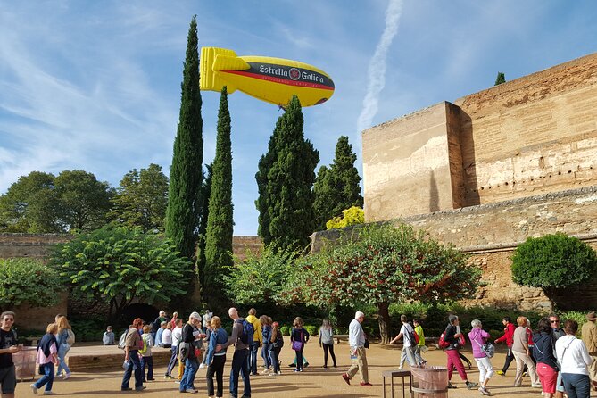 Alhambra private tour with tickets - Authentic Experiences from Reviewers