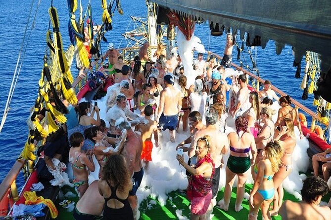 Antalya Pirate Boat from Kemer - The Sum Up