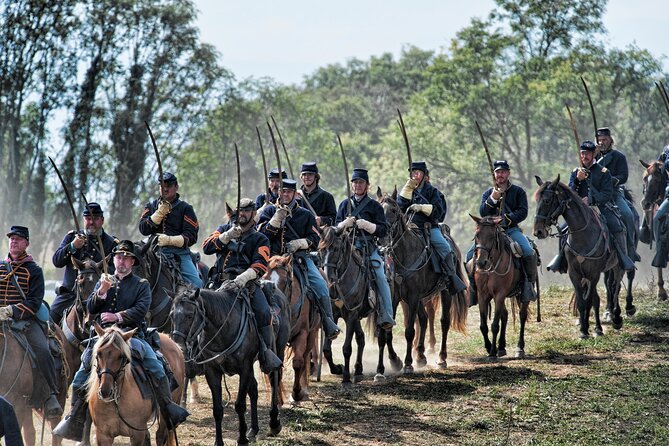Antietam Battlefield Private Tour Incl. Transport from DC Area - Walking Through History: Key Battlefield Stops