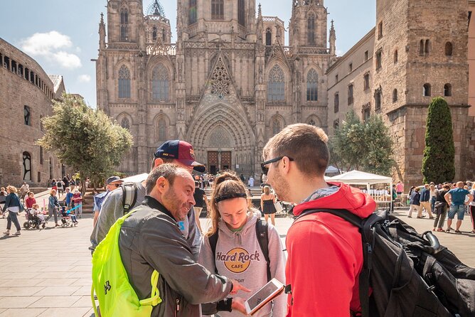 Barcelona Old Town Walking Tour & Panoramic Views - Who Is This Tour Best For?