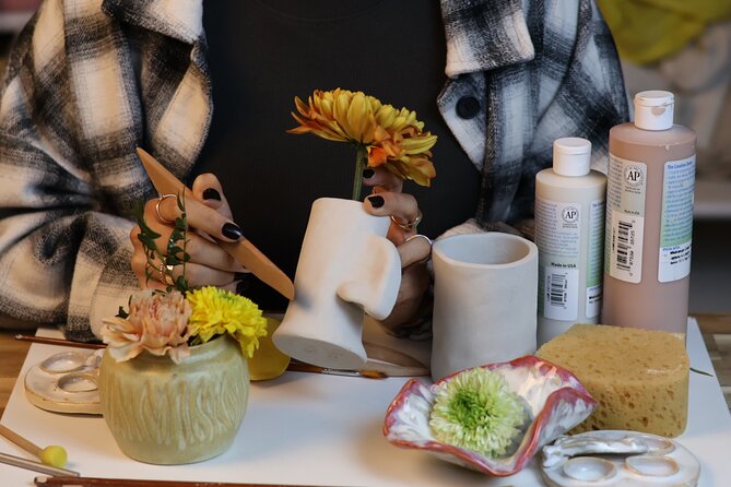 Barcelona Pottery Workshop with Wine - Insights from Reviewers
