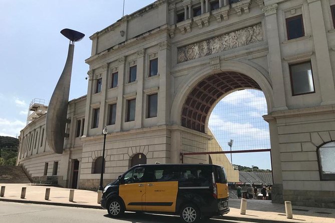 Barcelona Private Half-Day Sightseeing Tour in with Hotel Pick-up - Transportation and Timing