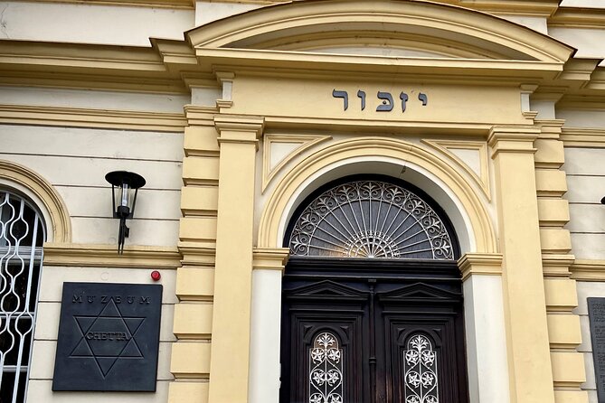 Batel Tours: In-depth Terezin semi-private tour & hotel pick up - Magdeburg Barracks