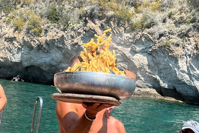 Boat tour of the island of Ischia with lunch and bath - Practical Details & Tips