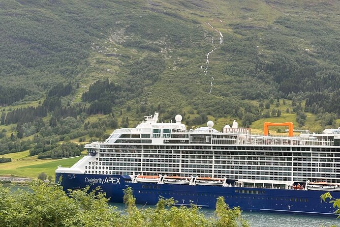 Briksdal Glacier and Loen Skylift day Excursion - Why This Tour Works